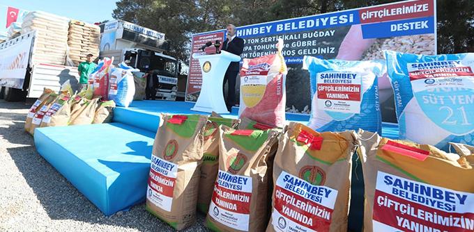 ŞAHİNBEY BELEDİYESİ ÇİFTÇİLERE 1 MİLYARLIK DESTEK