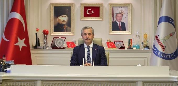 TAHMAZOĞLU ÖĞRETMENLER GÜNÜ’NÜ KUTLADI