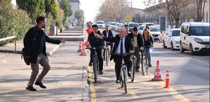 HKÜ’DE 25 ARALIK’A ÖZEL KUTLAMA