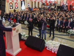 “AVUÇLARINI YALARLAR, SORUNLARI KONUŞMAYA DEVAM EDECEĞİZ”