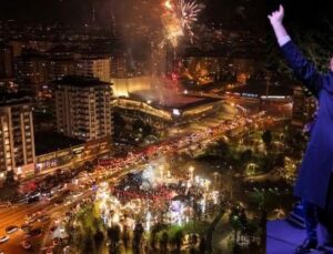 ŞEHİTKAMİL YENİ YILA SOKAK PARTİSİ İLE GİRDİ