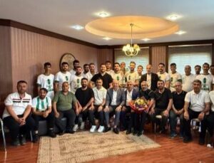 NİZİP’TE BAYRAM VAR!