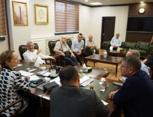 “AÇIK KAPI HASBİHAL” PROGRAMI, DERYA BAKBAK’IN KATILIMIYLA GERÇEKLEŞTİ