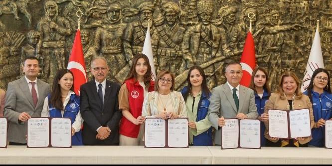 “ÖĞRENCİ DOSTU ŞEHİR” YOLUNDA ÖNEMLİ İMZA