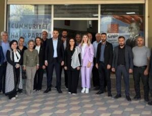 CHP ŞEHİTKAMİL KADINLARI KOLLARI SIVADI