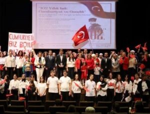 CUMHURİYETİN 102. YILI HKÜ’DE COŞKUYLA KUTLANDI